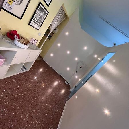 Casa Riri Acomodação com café da manhã San Benedetto del Tronto Exterior foto