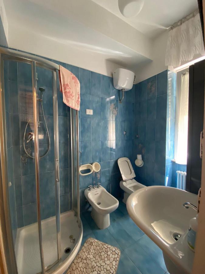 Casa Riri Acomodação com café da manhã San Benedetto del Tronto Exterior foto