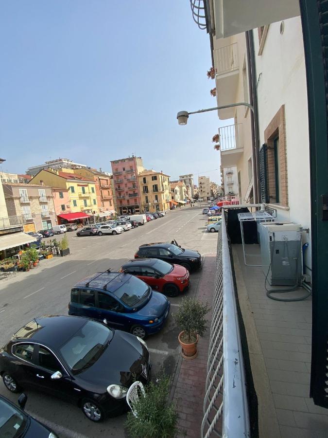 Casa Riri Acomodação com café da manhã San Benedetto del Tronto Exterior foto